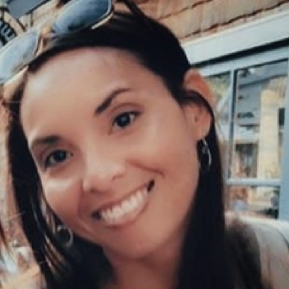 Meet your Posher, Lori